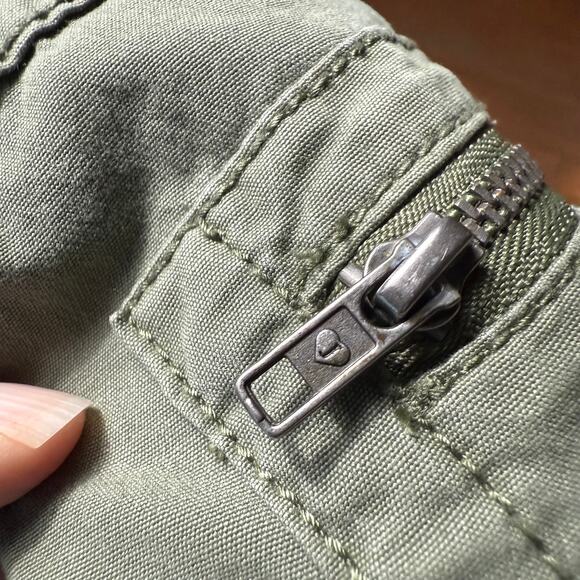 Juicy Couture Y2K Green Cargo Pants Women’s SZ 4 Utility Pockets 2000s Quilted - Picture 9 of 13